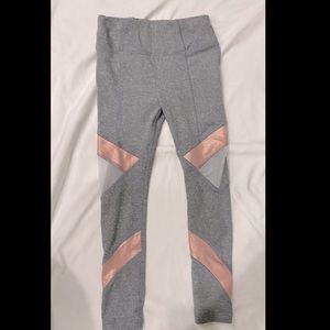 Girls’ Stiped Active Leggings w/ mesh detail